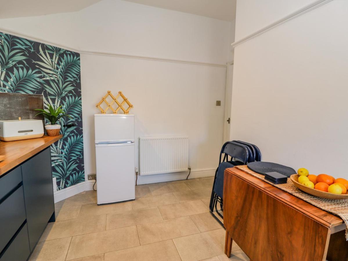 18 Tyn Celyn Apartment Llandudno Exterior photo