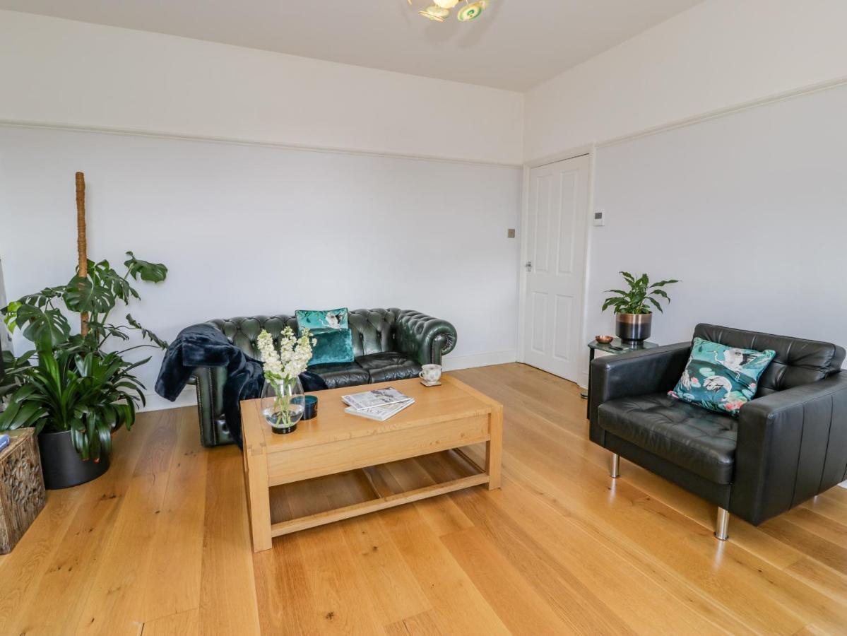 18 Tyn Celyn Apartment Llandudno Exterior photo